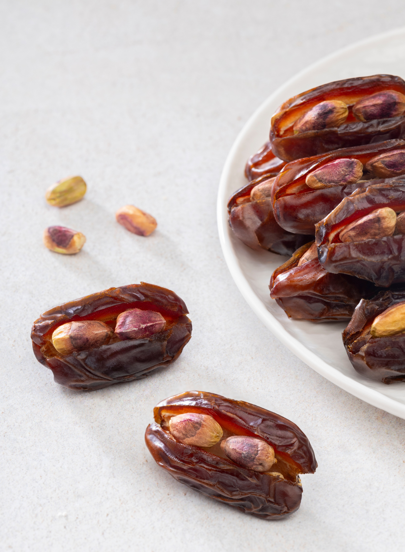 Khidri Dates with Full Nuts Stuffing