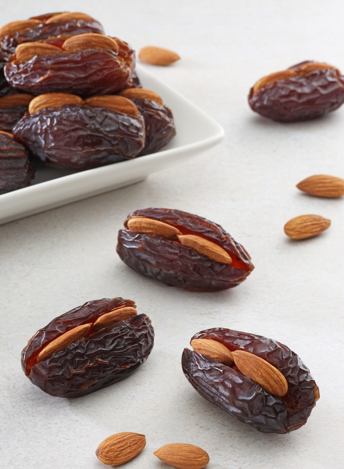 Medjoul Dates with Full Nuts Stuffing