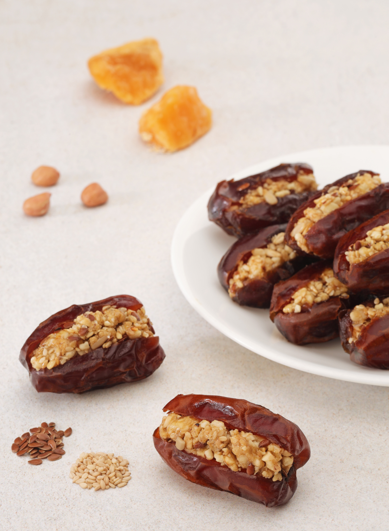 Khidri Dates with Sesame Crunch with Prop