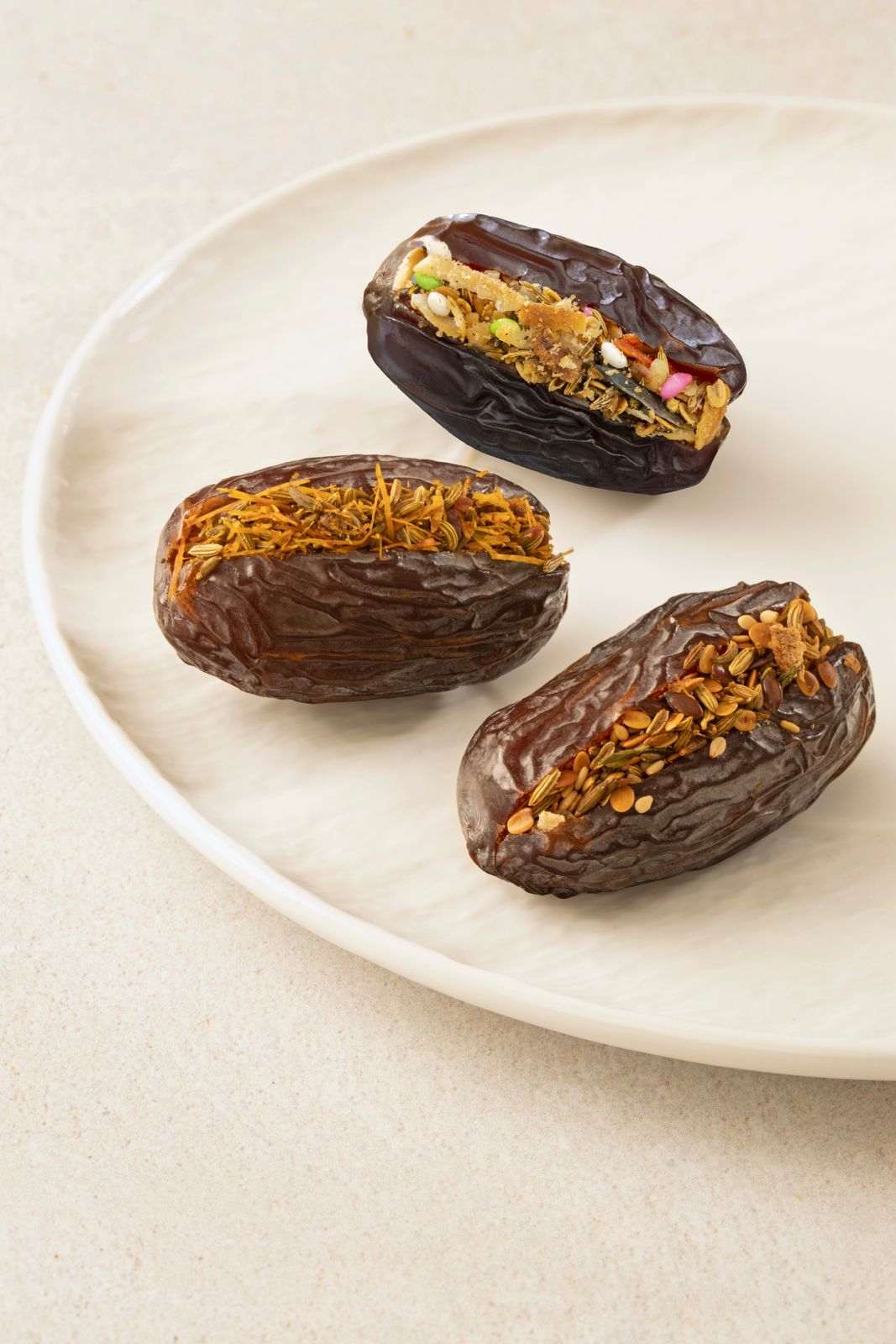 Medjoul Dates with Mukhwas