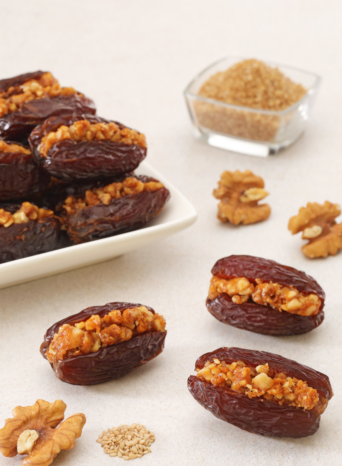 Medjoul Dates with Crunches